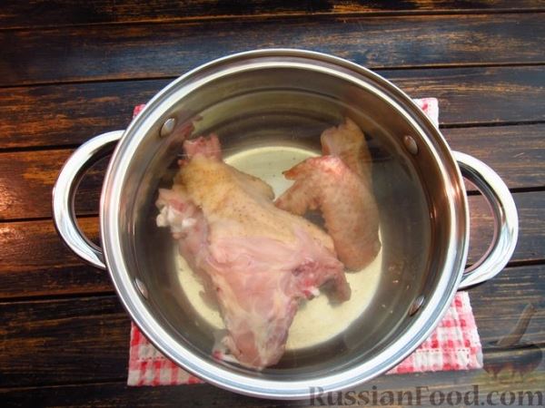 Чечевичный суп-пюре со щавелем, на курином бульоне